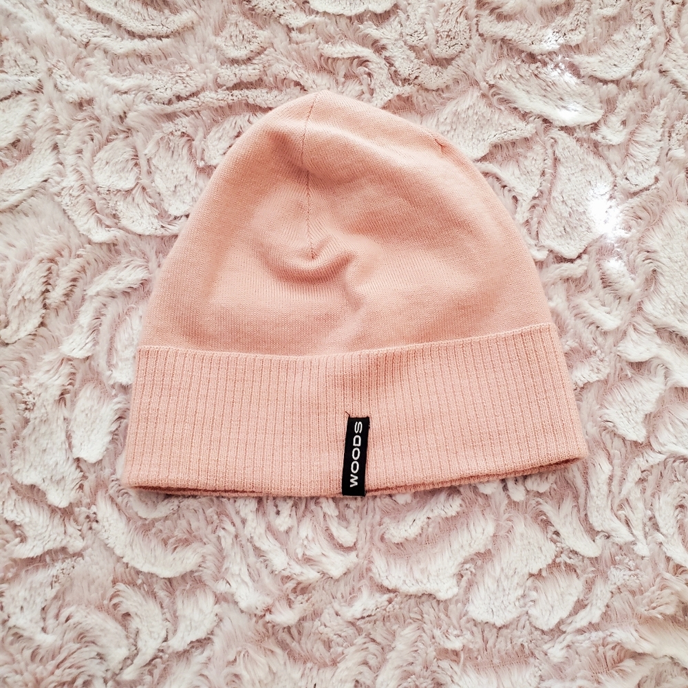 $3/25 Baby pink beanie